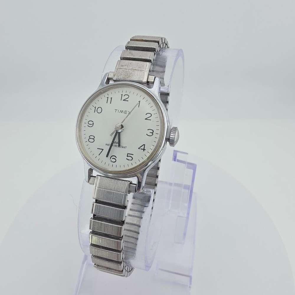 Vtg 75 Yr Old TIMEX Ladies Watch Wind Up Stretch Expandable Band Stainless 7"